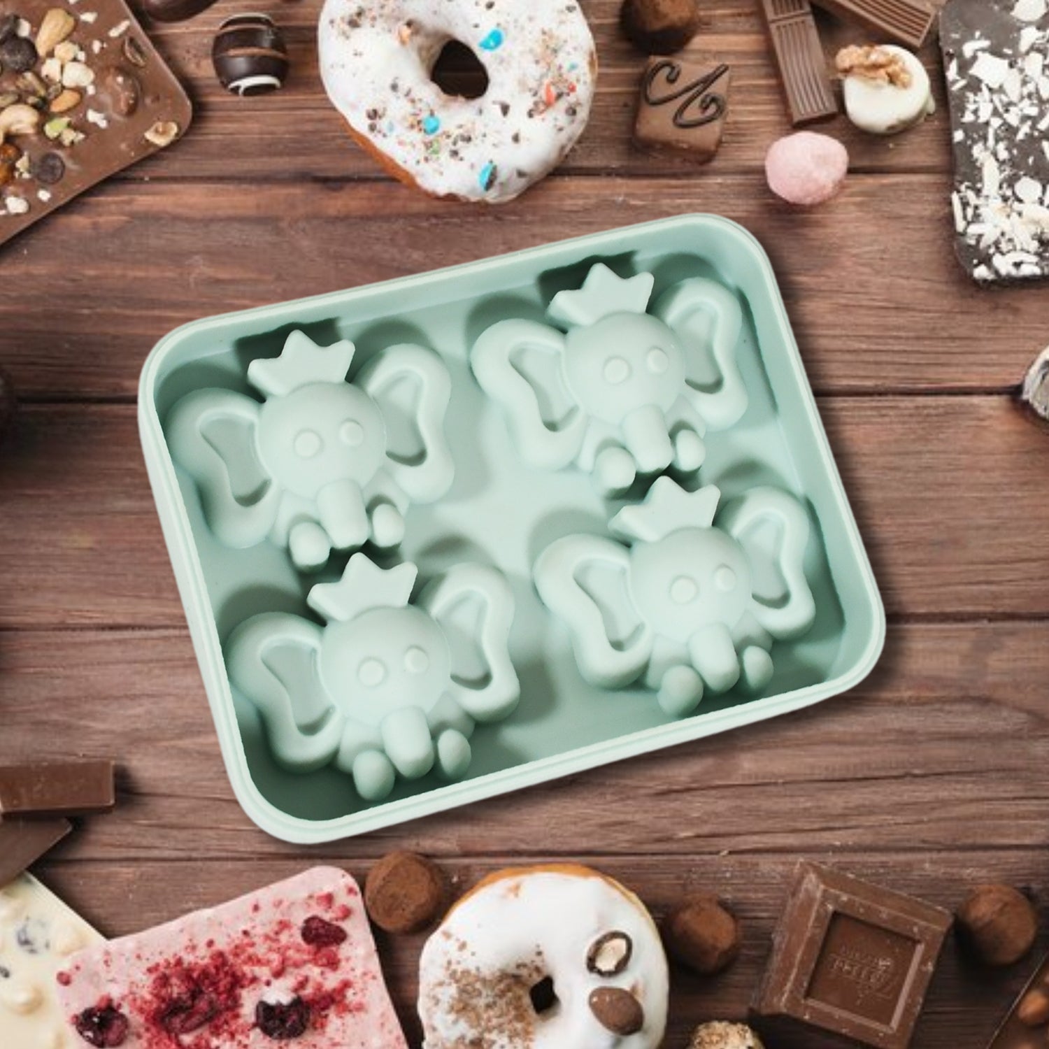 Silicone Cartoon Shape 4 Grid Ice Cube Tray Ice Cube Molds Trays Small Cubes Tray For Fridge, Flexible Silicon Ice Tray (1 pc) Silicone Cartoon Shape 4 Grid Ice Cube Tray Ice Cube Molds Trays Small Cubes Tray For Fridge, Flexible Silicon Ice Tray (1 pc)